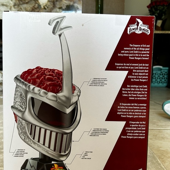 Power Rangers - Picture 2 of 2